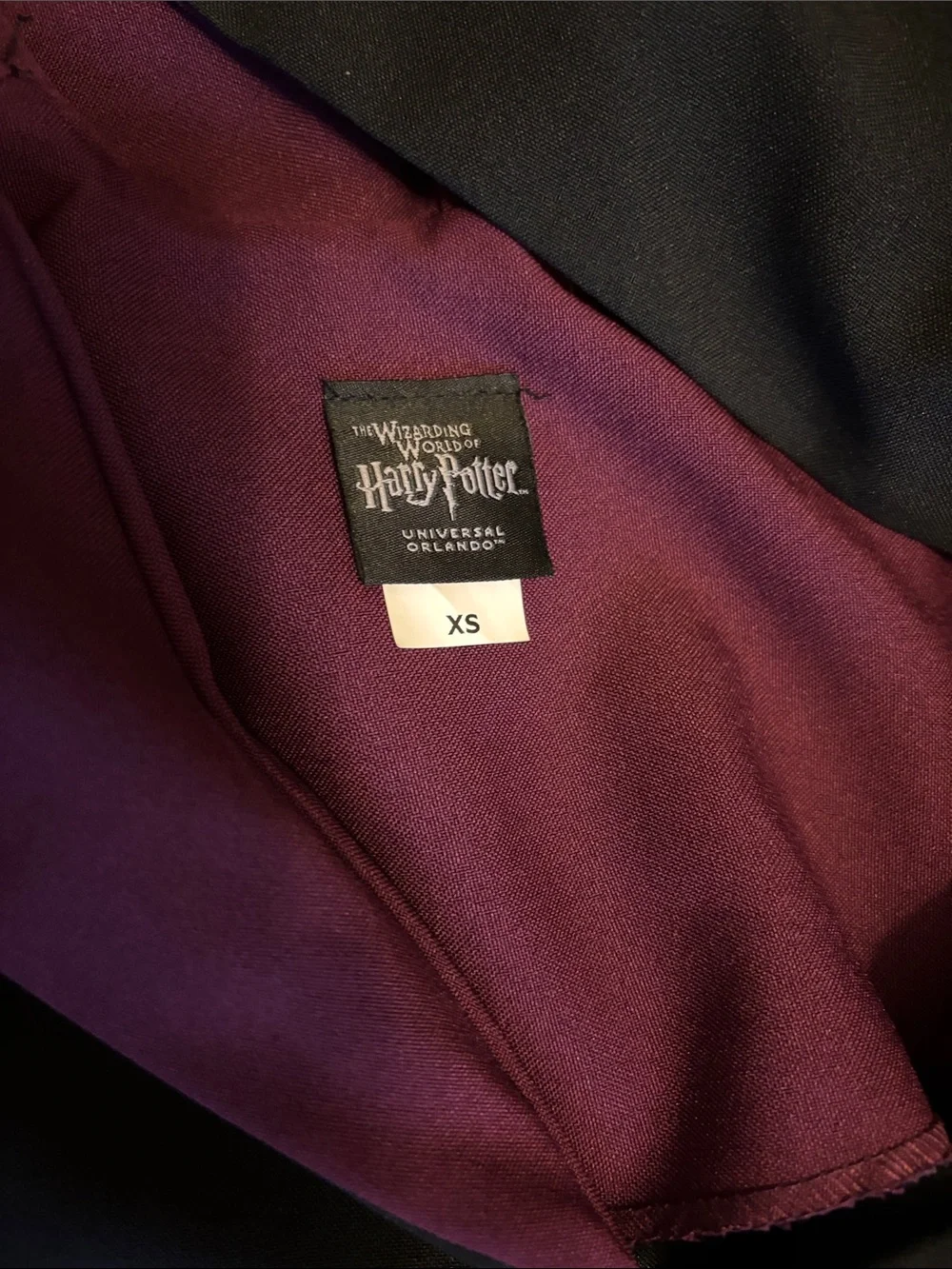 Universal Harry Potter Black Robe with Deep Burgundy Lining- Gryffindor - Picture 2 of 2